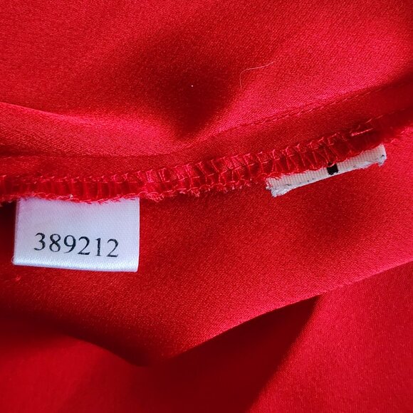 Ann Taylor Top Womens Size XS Solid Red Flutter Sleeve Lightweight Bold Flirty - Picture 4 of 4